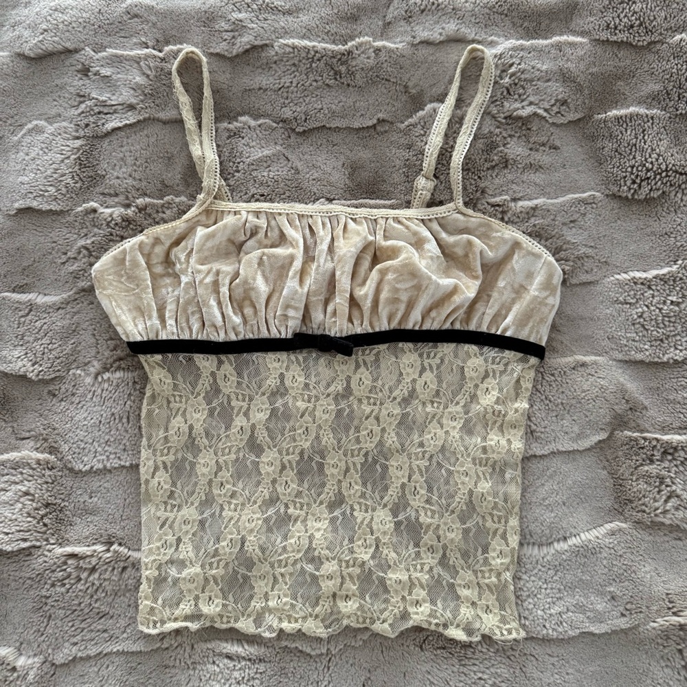 Kimchi Blue Ivory Lace & Velvet Cute Cami w/ Black Velvet Trim